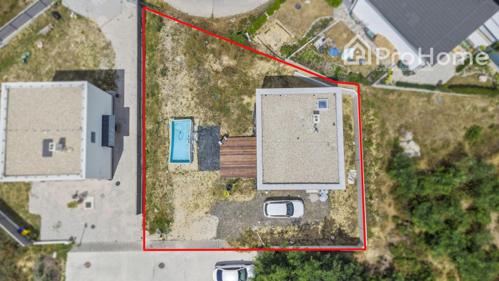 Elegantný skolaudovaný rodinný dom v súkromnej ulici v Stupave