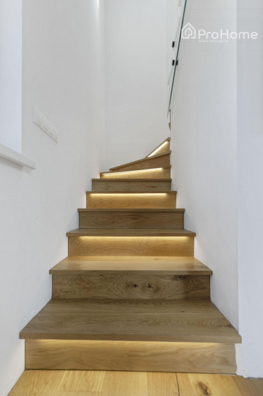 Elegantný skolaudovaný rodinný dom v súkromnej ulici v Stupave