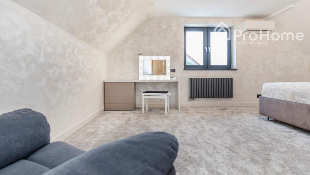 Moderný rodinný dom s nízkymi nákladmi v pokojnom prostredí Senca