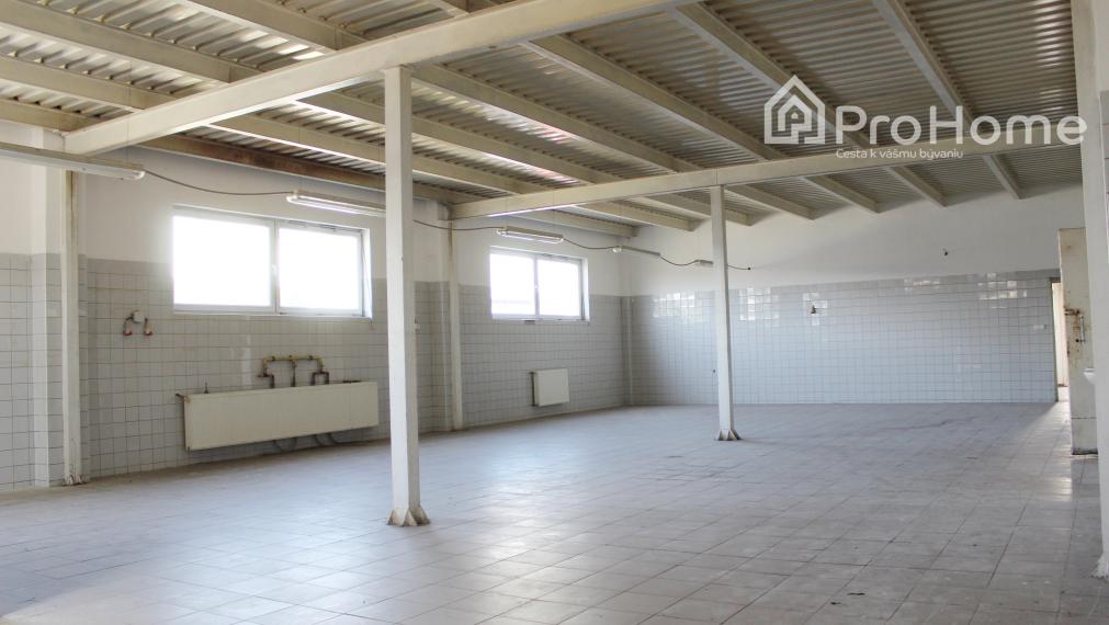 Komerčný objekt s dvoma 3i bytmi NA PREDAJ v PK, Myslenická