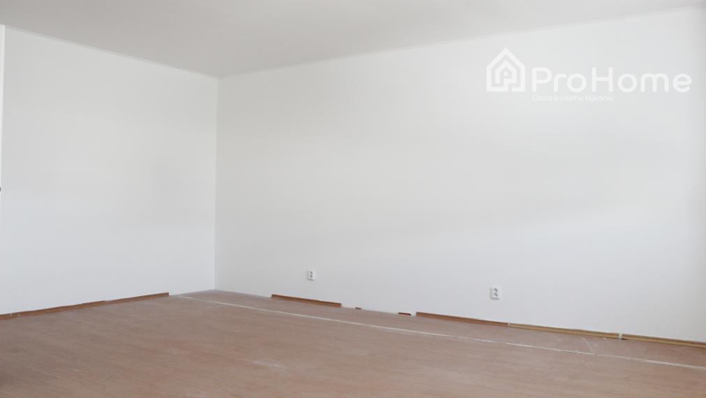 Komerčný objekt s dvoma 3i bytmi NA PREDAJ v PK, Myslenická