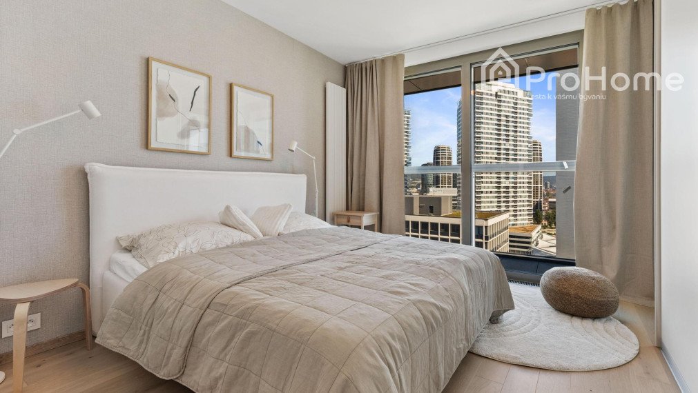 PLNE VYBAVENÝ 2i byt v EUROVEA Tower NA PRENÁJOM