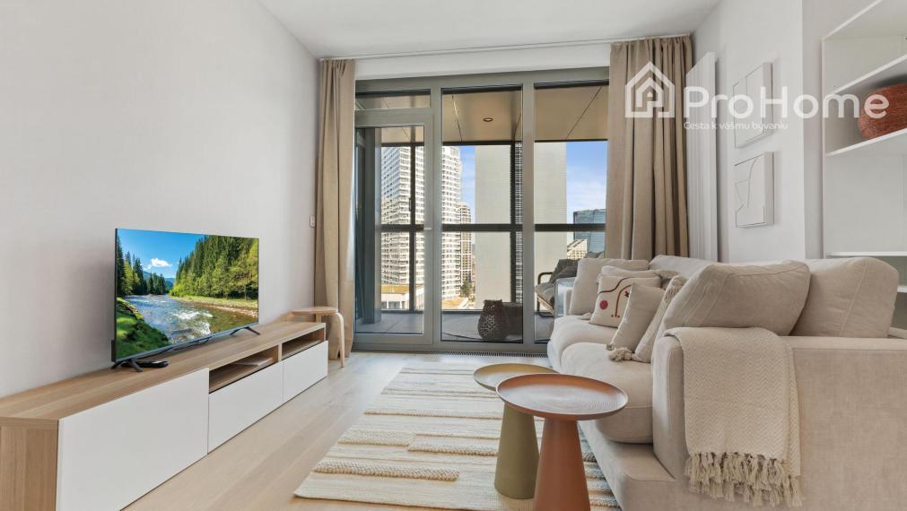 PLNE VYBAVENÝ 2i byt v EUROVEA Tower NA PRENÁJOM
