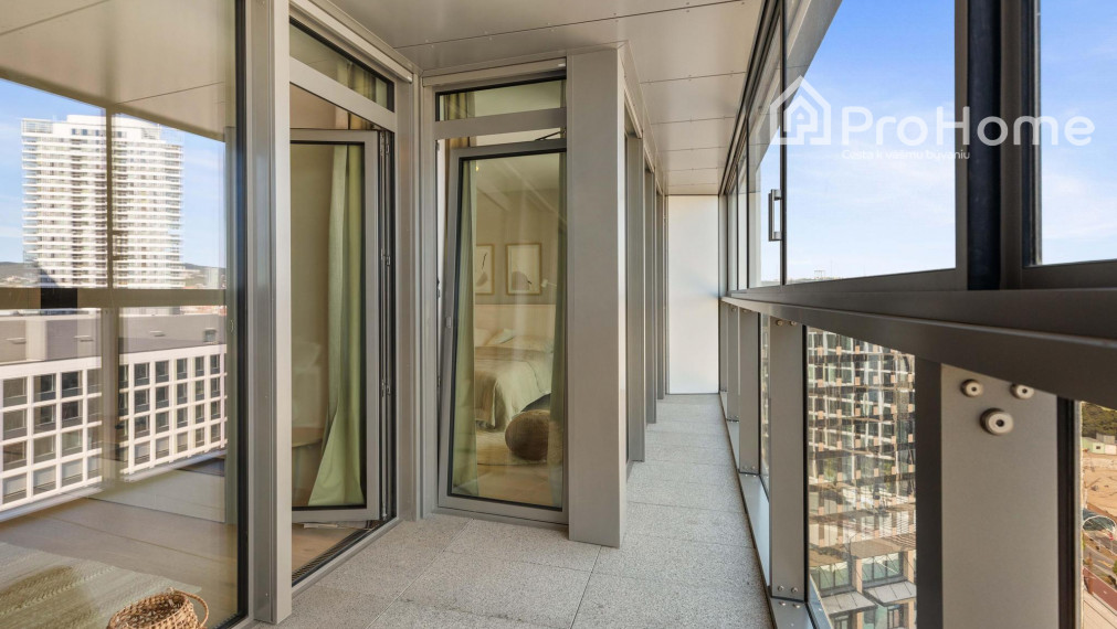 PLNE VYBAVENÝ 2i byt v EUROVEA Tower NA PRENÁJOM