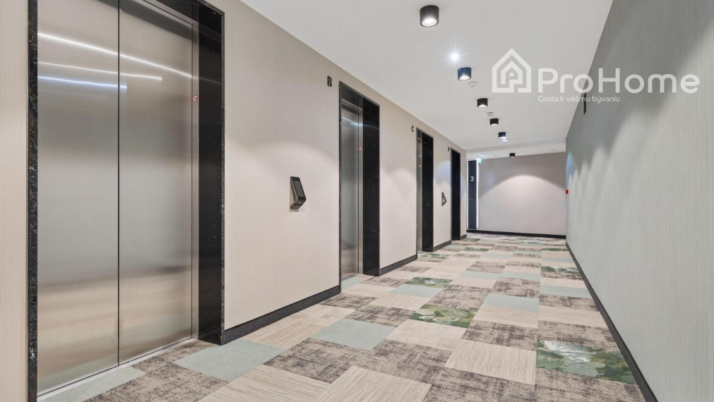 PLNE VYBAVENÝ 2i byt v EUROVEA Tower NA PRENÁJOM