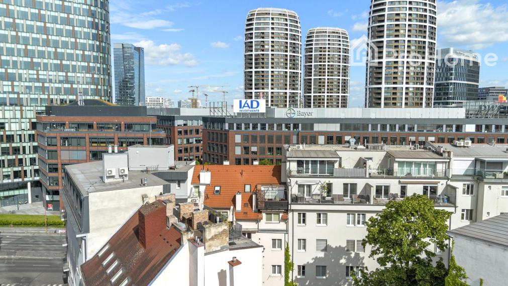 Unikátny 140 m² 4-izbový mezonet s terasou a výhľadom na downtown