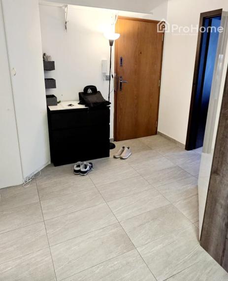 3 samostatné izby+kuchyňa s jedálňou–Petržalka, Andrusovova