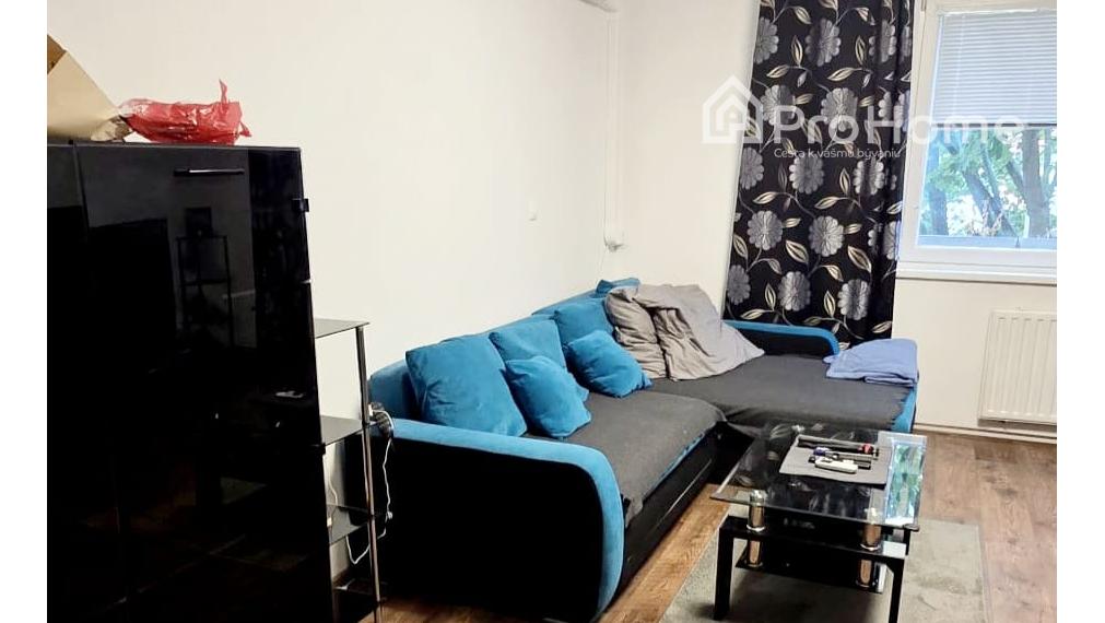 3 samostatné izby+kuchyňa s jedálňou–Petržalka, Andrusovova