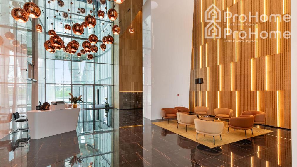 EUROVEA TOWER | 2-izbový byt, 32. poschodie, parkovanie