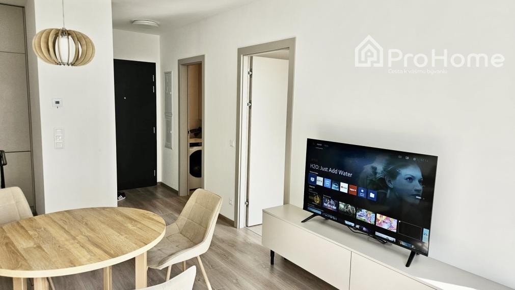 Slnečný 2-izbový byt s balkónom | Nesto Petržalka