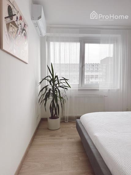 Nadštandardný zrekonštruovaný 2-izbový byt s možnosťou úpravy na 3-izbový