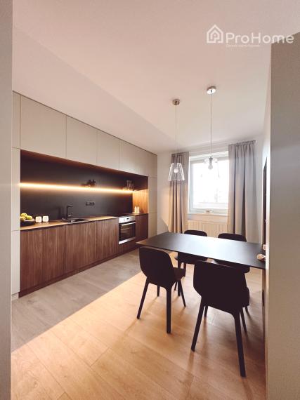 Nadštandardný zrekonštruovaný 2-izbový byt s možnosťou úpravy na 3-izbový