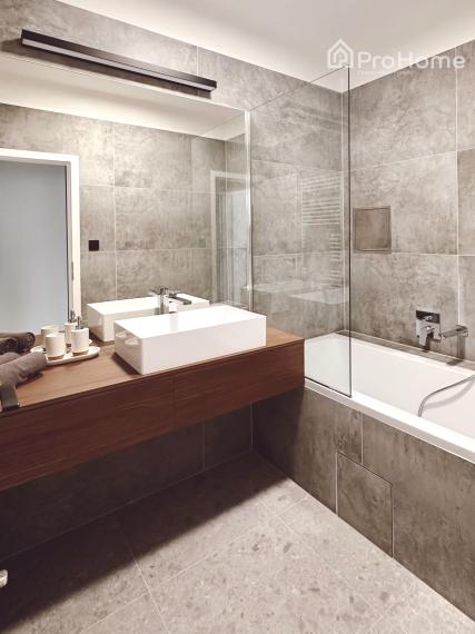 Nadštandardný zrekonštruovaný 2-izbový byt s možnosťou úpravy na 3-izbový