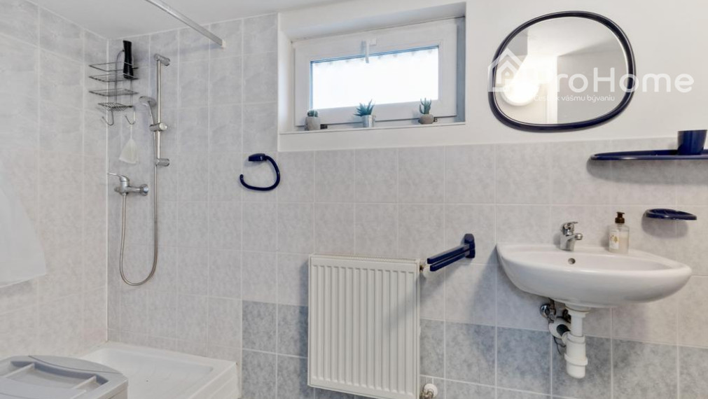 Dom s príbehom – 5-izbový rodinný dom s veľkou záhradou