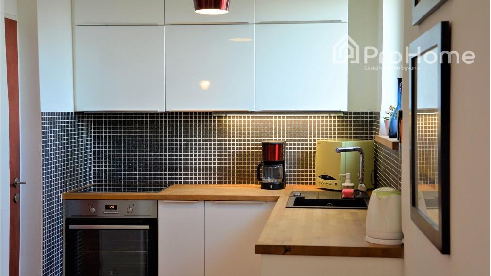 Strešný staromestský byt s terasou, na Panenskej ulici