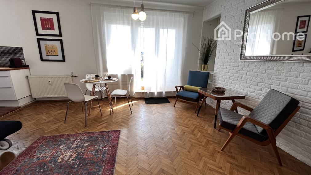 Strešný staromestský byt s terasou, na Panenskej ulici