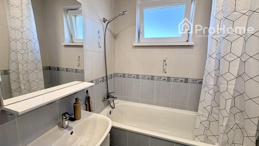 Prenajom Most pri Bratislave