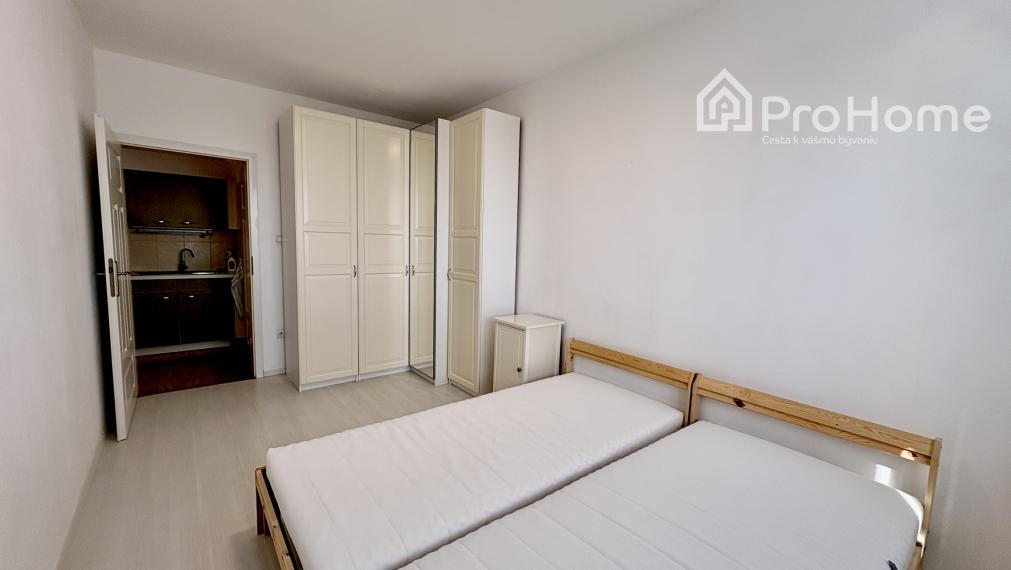 Prenájom kompletne zariadeného 3-izbového bytu v Moste pri Bratislave