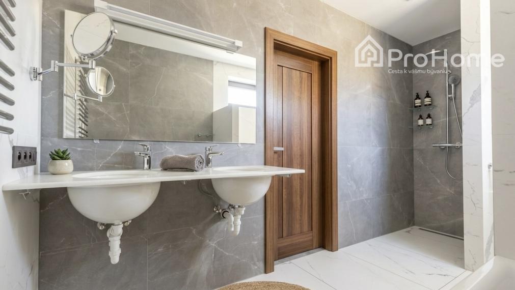 Dom pri jazere, kde sa každý deň cítite ako na dovolenke