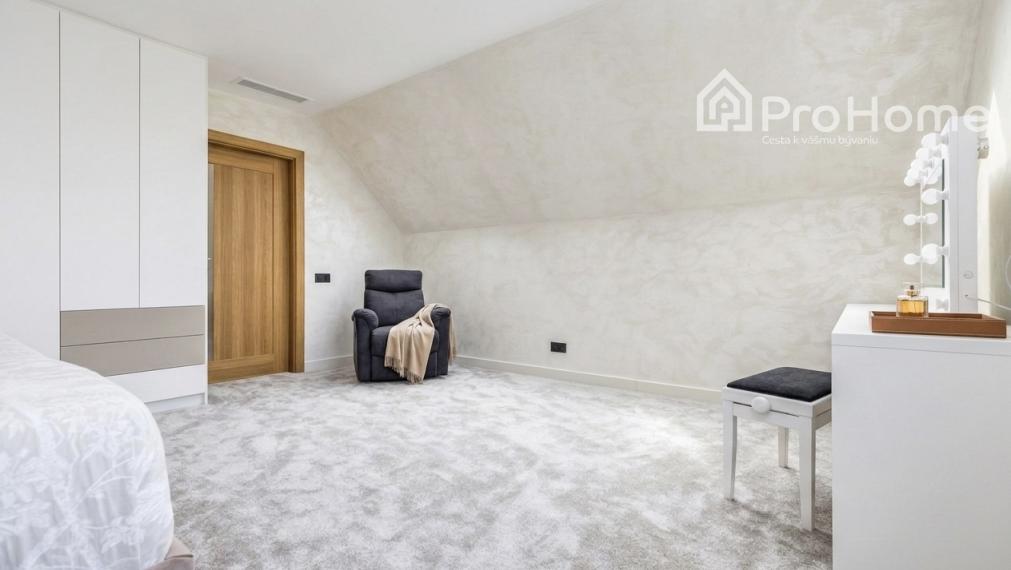 Dom pri jazere, kde sa každý deň cítite ako na dovolenke