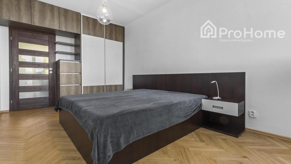 Veľkorysý 3-izbový byt (72 m²) priamo pri parku na Račku 🌳