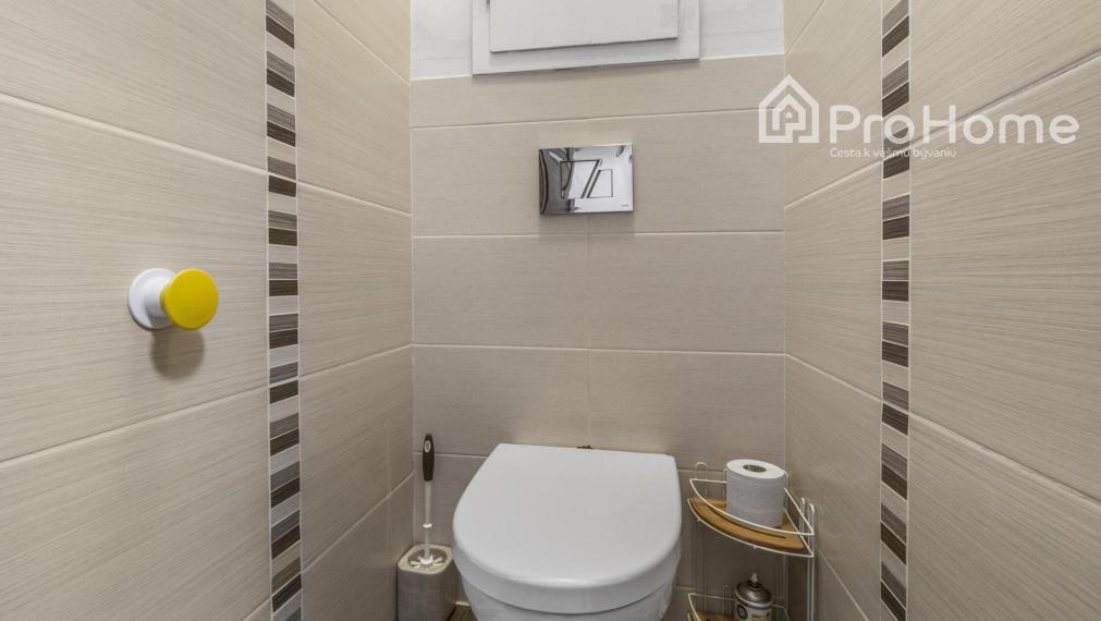 Veľkorysý 3-izbový byt (72 m²) priamo pri parku na Račku 🌳