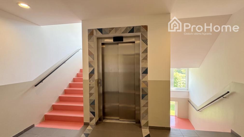 🏠 Štýlový, zariadený 1,5 izbový byt v projekte MAMA-PAPA