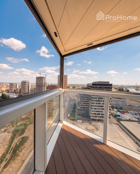 3-izbový byt Panorama Towers, parking