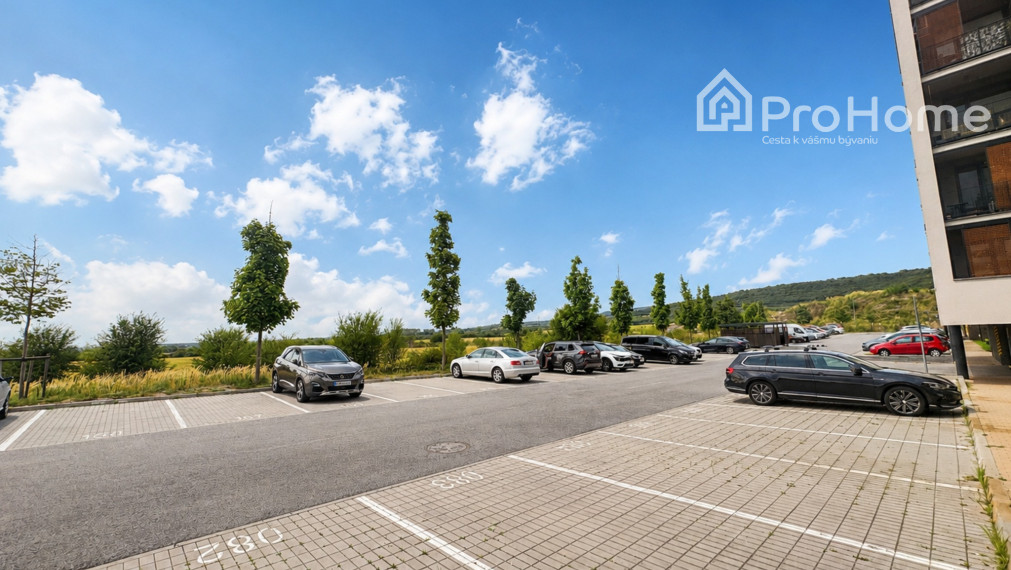 Na prenájom 3-izbový byt s balkónom PET FRIENDLY