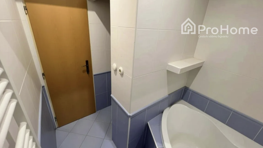 2-izbový byt | 52,2 m² | veľká loggia | Ružinov - Trávniky
