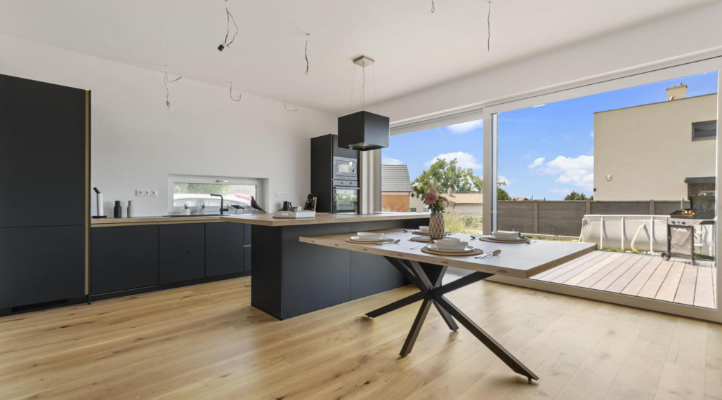 Elegantný skolaudovaný rodinný dom v súkromnej ulici v Stupave