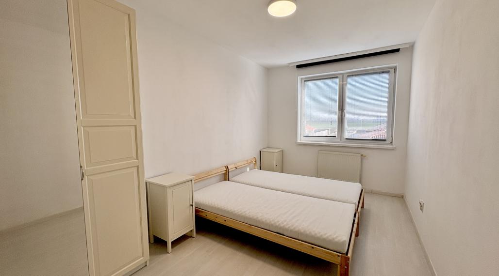 Prenájom kompletne zariadeného 3-izbového bytu v Moste pri Bratislave