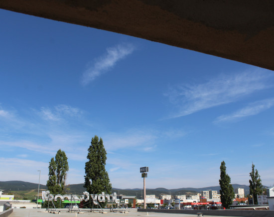 Komerčný objekt s dvoma 3i bytmi NA PREDAJ v PK, Myslenická