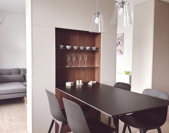 Nadštandardný zrekonštruovaný 2-izbový byt s možnosťou úpravy na 3-izbový