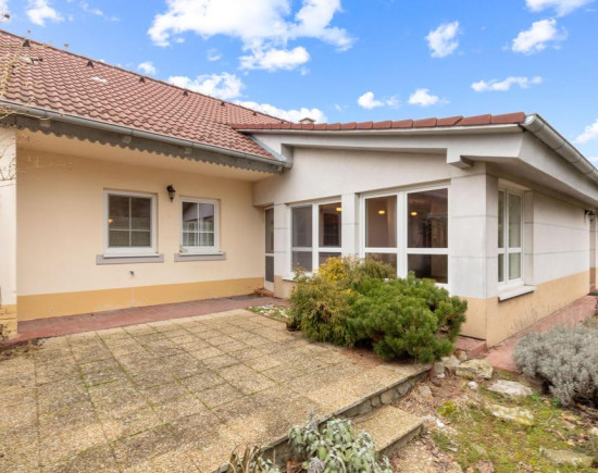 Dom s príbehom – 5-izbový rodinný dom s veľkou záhradou