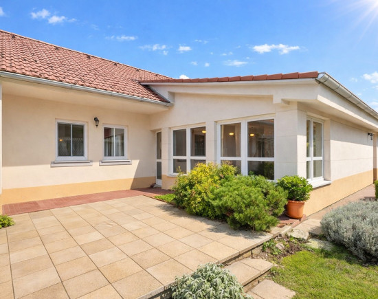 Dom s príbehom – 5-izbový rodinný dom s veľkou záhradou