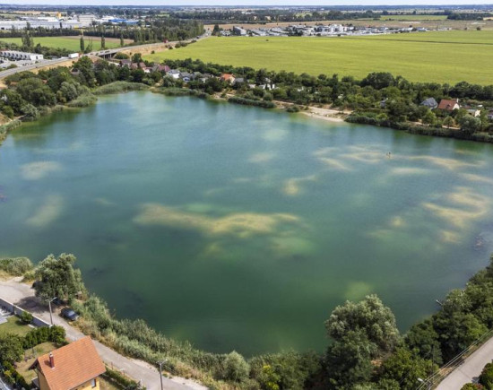 Dom pri jazere, kde sa každý deň cítite ako na dovolenke